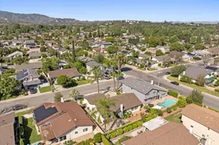 25530 Meadow Mont St, Valencia, CA 91355 - Photo 33