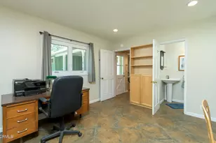 5165 Ocean View Blvd, La Canada Flintridge, CA 91011 - Photo 45