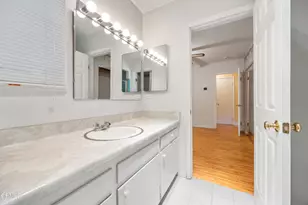 6940 Bellclaire St, Tujunga, CA 91042 - Photo 19