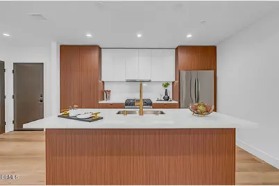 139 S Oak Knoll Avenue #303, Pasadena, CA 91101 - Photo 17