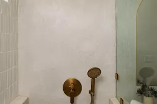 950 N Summit Ave, Pasadena, CA 91103 - Photo 21
