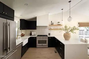 950 N Summit Ave, Pasadena, CA 91103 - Photo 11