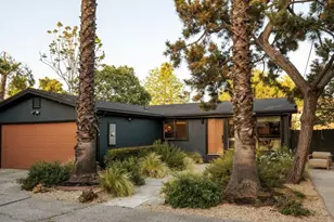 950 N Summit Ave, Pasadena, CA 91103 - Photo 25