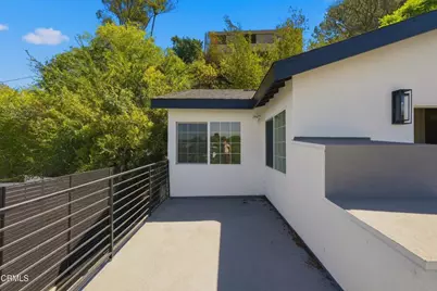 1114 Oban Drive, Los Angeles, CA 90065 - Photo 27