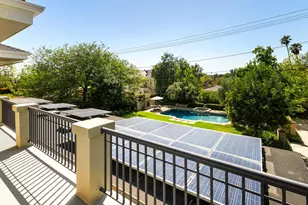 1295 S Oakland Ave, Pasadena, CA 91106 - Photo 59