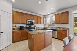 2728 Hornbeam Rd, Palmdale, CA 93551 - Photo 9