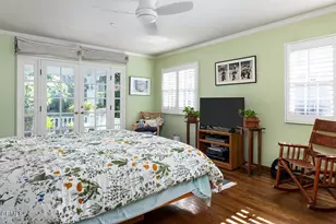 166 S Arroyo Blvd, Pasadena, CA 91105 - Photo 23