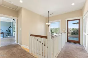 436 Redwood Dr, Pasadena, CA 91105 - Photo 15