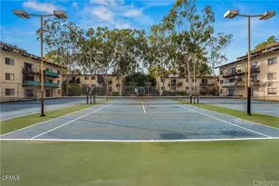 5460 White Oak Ave, Los Angeles, CA 91316 - Photo 25