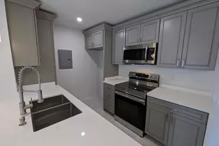 5460 White Oak Ave, Los Angeles, CA 91316 - Photo 5