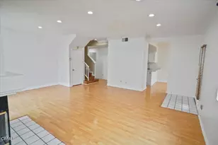 18114 Flynn Dr, Santa Clarita, CA 91387 - Photo 9