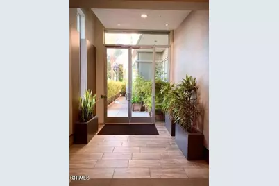 482 S Arroyo #410, Pasadena, CA 91105 - Photo 3