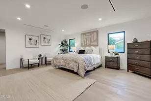 4423 Bergamo Dr, Encino, CA 91436 - Photo 19