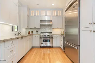 700 E Union Street #302, Pasadena, CA 91101 - Photo 13