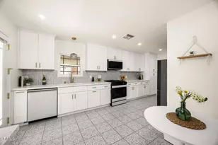 1902 N Pass Ave, Burbank, CA 91505 - Photo 5