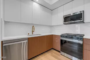 139 S Oak Knoll Ave, Pasadena, CA 91101 - Photo 11