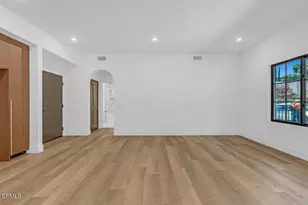 139 S Oak Knoll Ave, Pasadena, CA 91101 - Photo 17