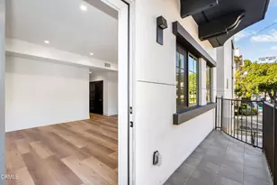 139 S Oak Knoll Ave, Pasadena, CA 91101 - Photo 9