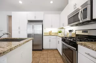 908 N Primrose Ln, Azusa, CA 91702 - Photo 19