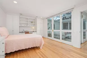 1040 S Orange Grove, Pasadena, CA 91105 - Photo 21