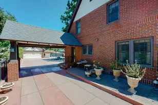 840 N Euclid Ave, Upland, CA 91786 - Photo 23