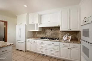 8660 Apperson St, Los Angeles, CA 91040 - Photo 19