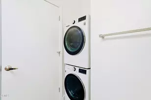 215 W 7th St, Los Angeles, CA 90014 - Photo 9