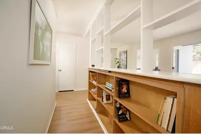 7042 Saint Clair Avenue, North Hollywood, CA 91605 - Photo 9