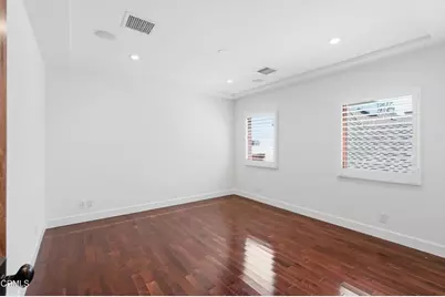 2303 Hillhurst Avenue, Los Angeles, CA 90027 - Photo 37
