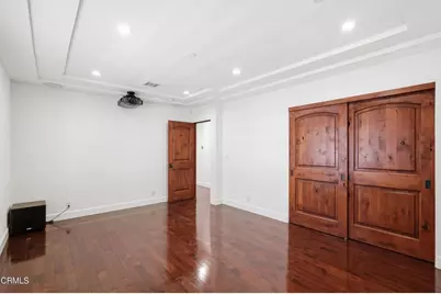 2303 Hillhurst Avenue, Los Angeles, CA 90027 - Photo 35