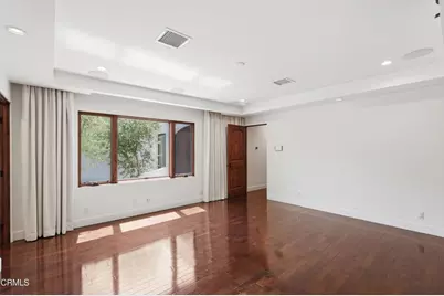 2303 Hillhurst Avenue, Los Angeles, CA 90027 - Photo 29