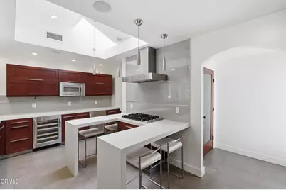 2303 Hillhurst Avenue, Los Angeles, CA 90027 - Photo 21