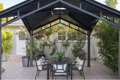 2215 Las Lunas Street, Pasadena, CA 91107 - Photo 39