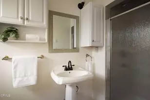 2215 Las Lunas St, Pasadena, CA 91107 - Photo 29