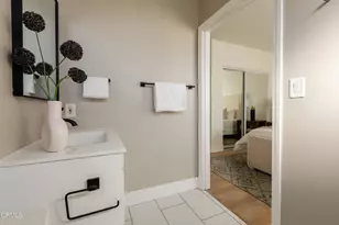 300 E Providencia Ave, Burbank, CA 91502 - Photo 17
