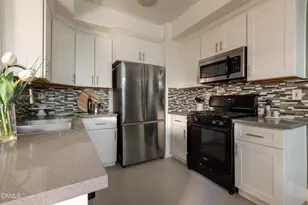 300 E Providencia Ave, Burbank, CA 91502 - Photo 7
