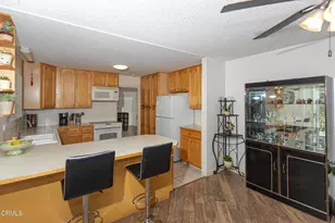 9010 Mulberry Dr, Sunland, CA 91040 - Photo 23