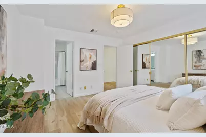 544 E Magnolia #D, Burbank, CA 91501 - Photo 17