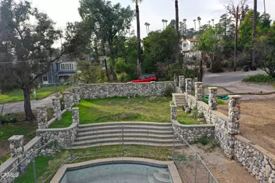 1808 E Altadena Drive, Altadena, CA 91001 - Photo 11