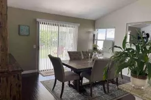 3811 Triton Dr, Palmdale, CA 93550 - Photo 9