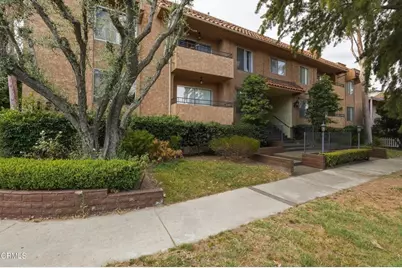12940 Riverside Drive #106, Los Angeles, CA 91423 - Photo 7