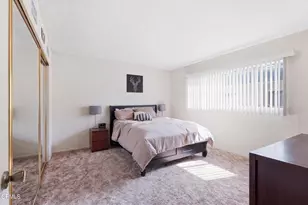 12321 Riverside Dr, Valley Village, CA 91607 - Photo 5
