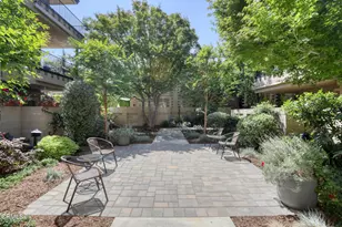 1225 S Orange Grove Blvd, Pasadena, CA 91105 - Photo 29