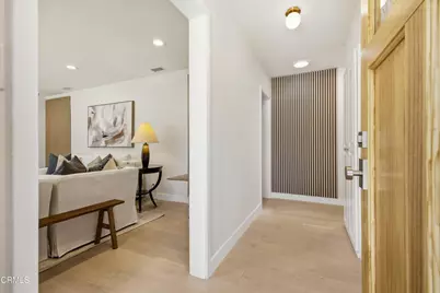 168 Lamour Drive, La Canada Flintridge, CA 91011 - Photo 5