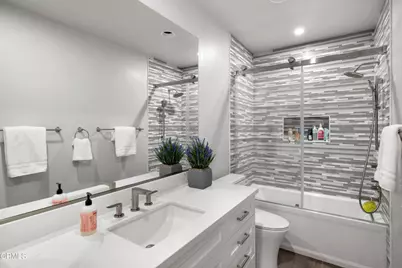 4428 Oakwood Avenue, La Canada Flintridge, CA 91011 - Photo 31