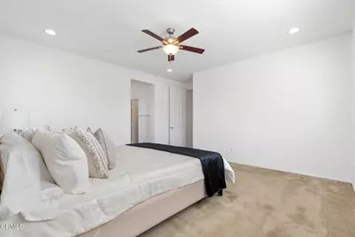 28649 Stonegate Court, Valencia, CA 91354 - Photo 65