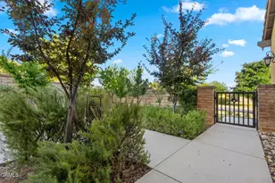 28649 Stonegate Ct, Valencia, CA 91354 - Photo 19