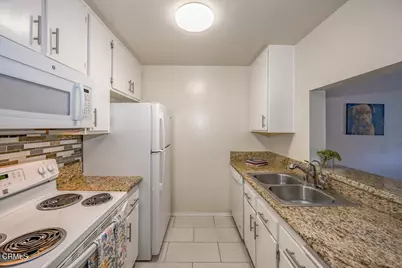 5460 White Oak Avenue #E125, Encino, CA 91316 - Photo 5