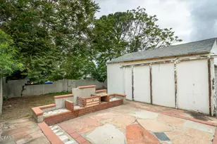 10611 Redmont Ave, Tujunga, CA 91042 - Photo 25