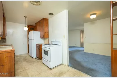 10611 Redmont Avenue, Tujunga, CA 91042 - Photo 13